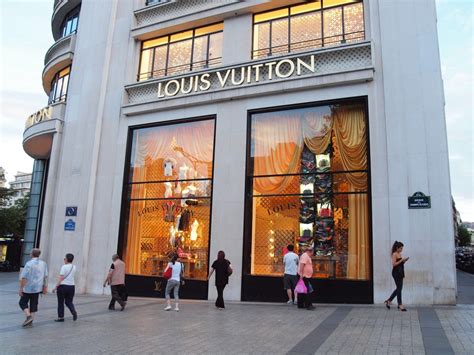 combien de boutique louis vuitton en france|louis vuitton malletier a paris.